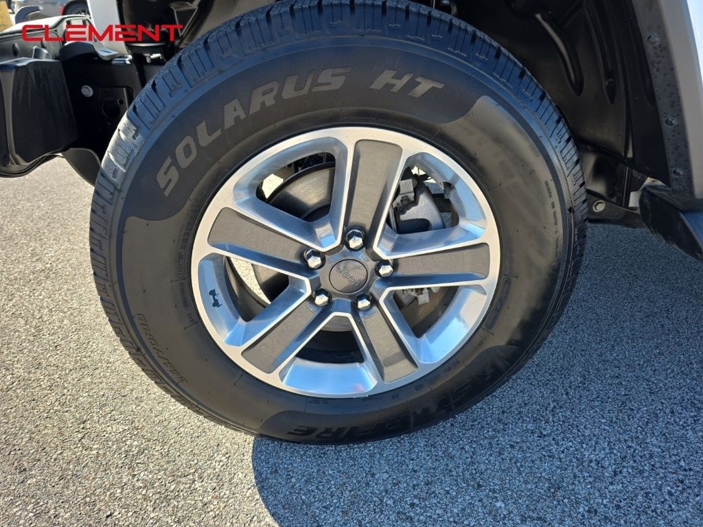 Used 2019 Jeep Wrangler Unlimited Sahara 4x4 SUV