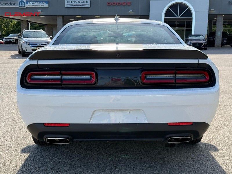 2023 Dodge Challenger SXT - Photo 6