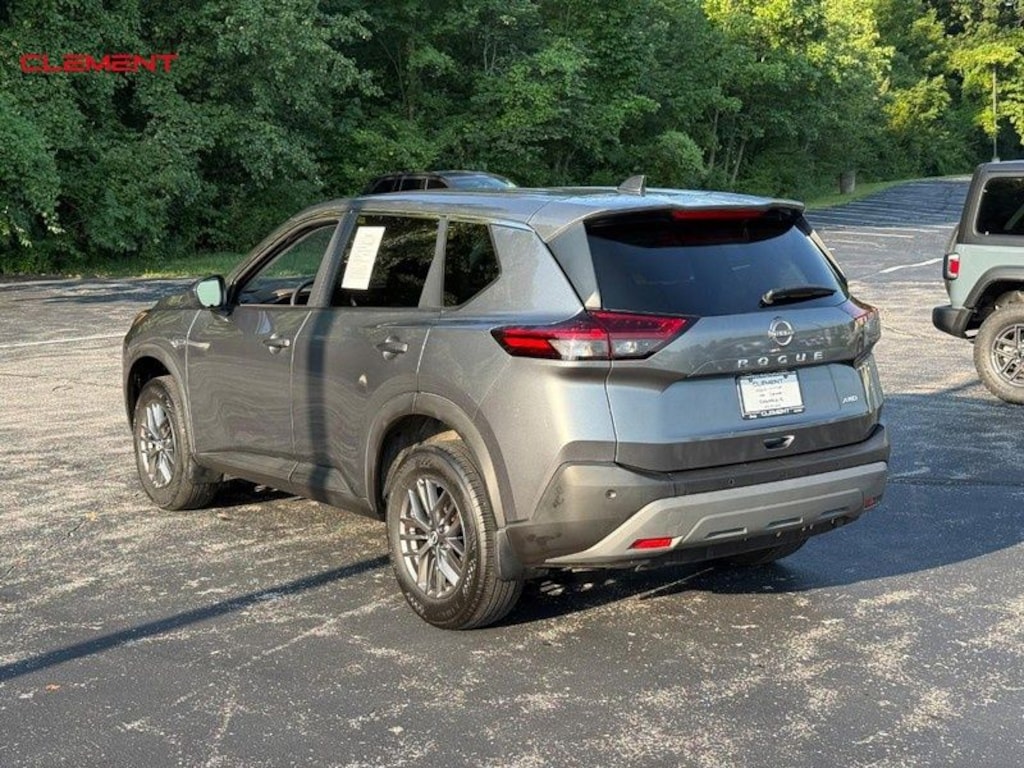 Used 2023 Nissan Rogue S SUV