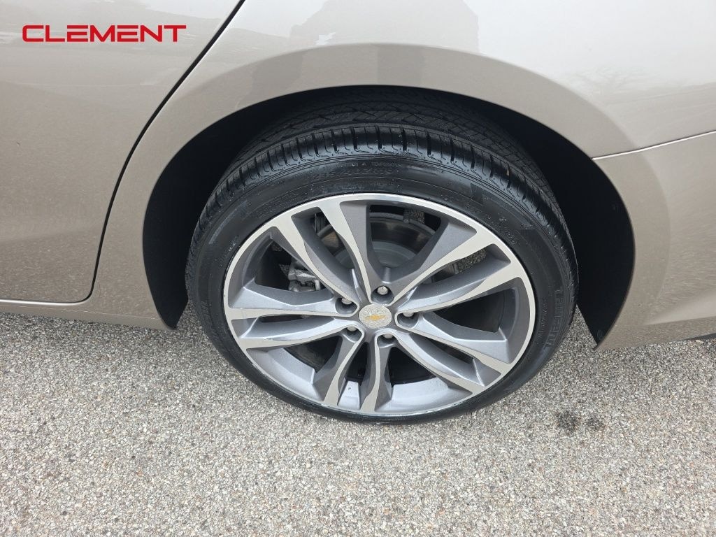 Used 2024 Chevrolet Malibu 2LT Sedan