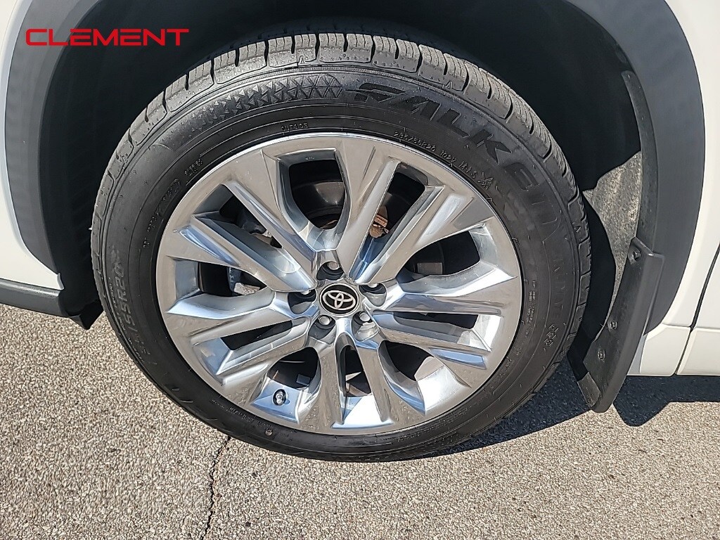 2021 Toyota Highlander Limited photo 2