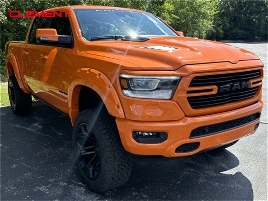 2024 Ram 1500 Laramie photo 3