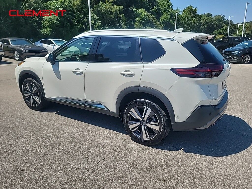 2023 Nissan Rogue SL photo 4