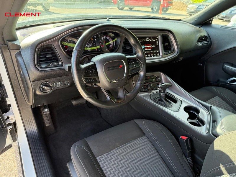 2023 Dodge Challenger SXT - Photo 12