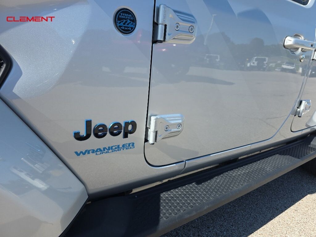 Used 2022 Jeep Wrangler Unlimited 4xe Sahara SUV