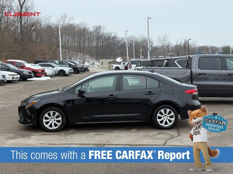 Used 2023 Toyota Corolla LE with VIN 5YFB4MDE8PP068461 for sale in Columbia, IL