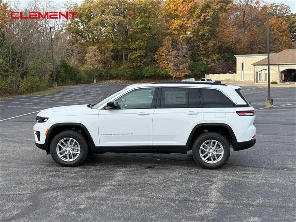 New 2025 Jeep Grand Cherokee Laredo X Sport Utility