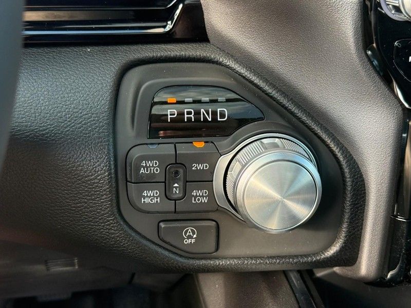 2026 RAM 1500 Laramie - Photo 18