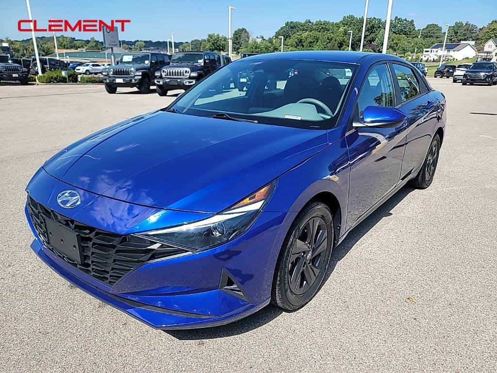 Used 2022 Hyundai Elantra SEL Sedan