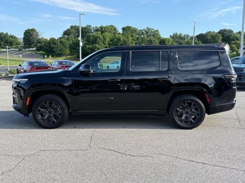 New 2026 Jeep Grand Wagoneer Limited Altitude Sport Utility