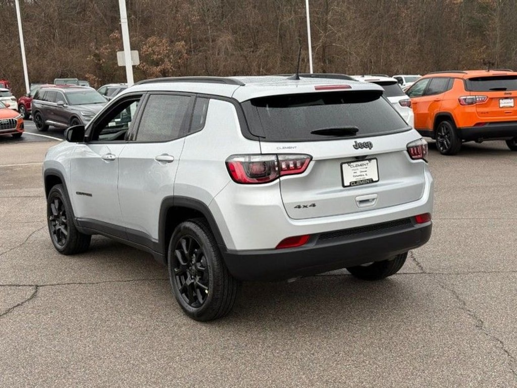 New 2026 Jeep Compass Latitude Sport Utility