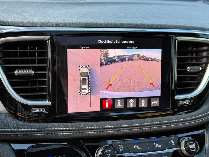 2026 Chrysler Pacifica Limited - Photo 23