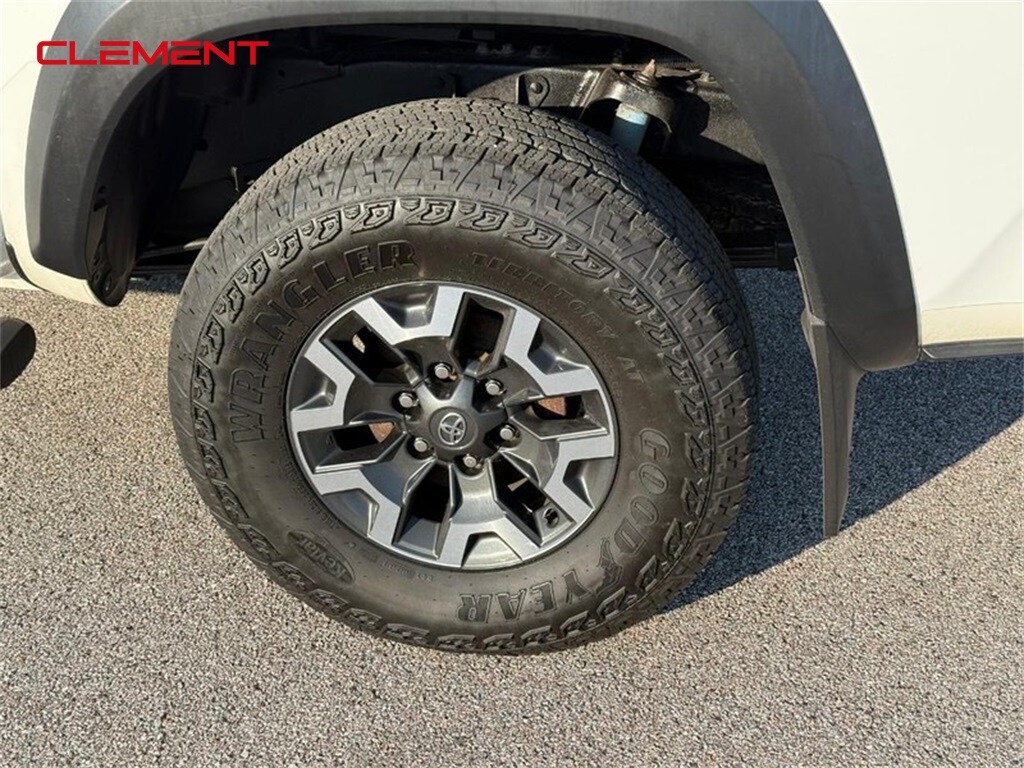 2021 Toyota Tacoma TRD V6 photo 4