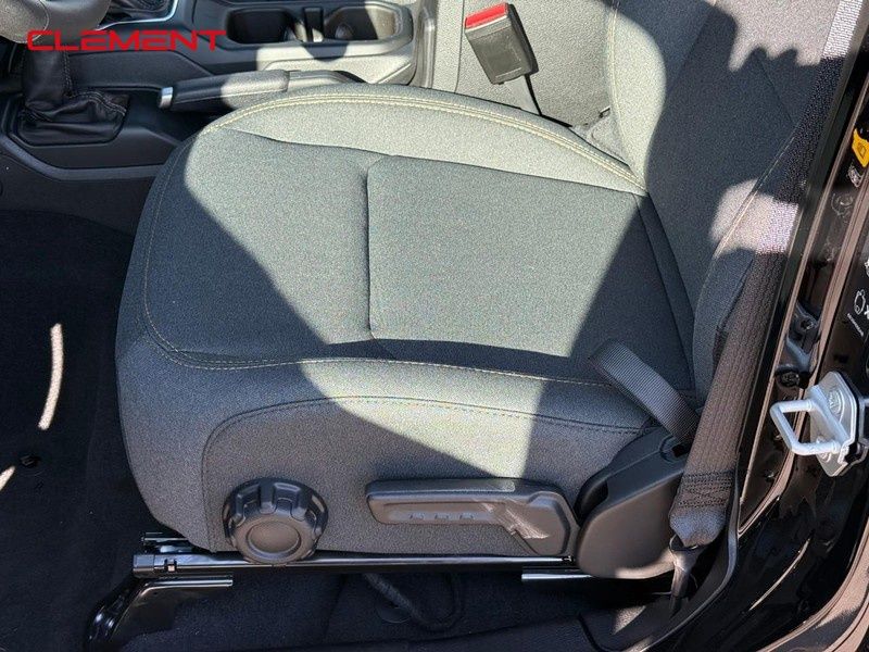 2025 Jeep Wrangler 4-Door Sport S - Photo 11