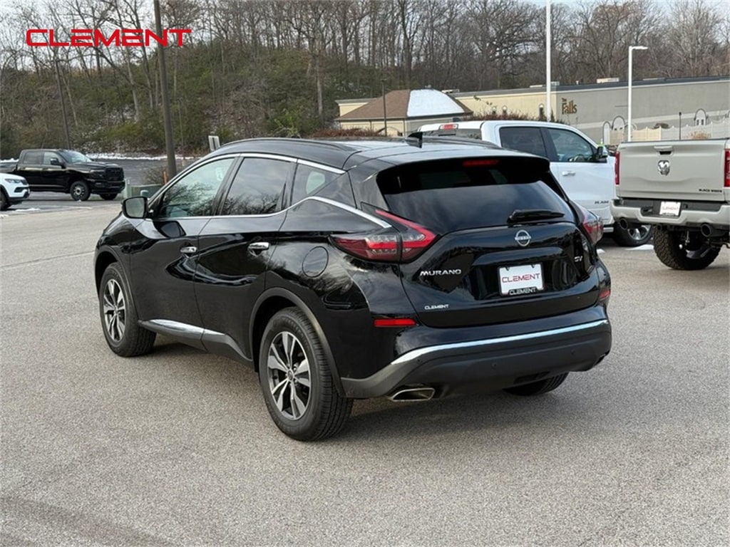 Used 2023 Nissan Murano SV SUV