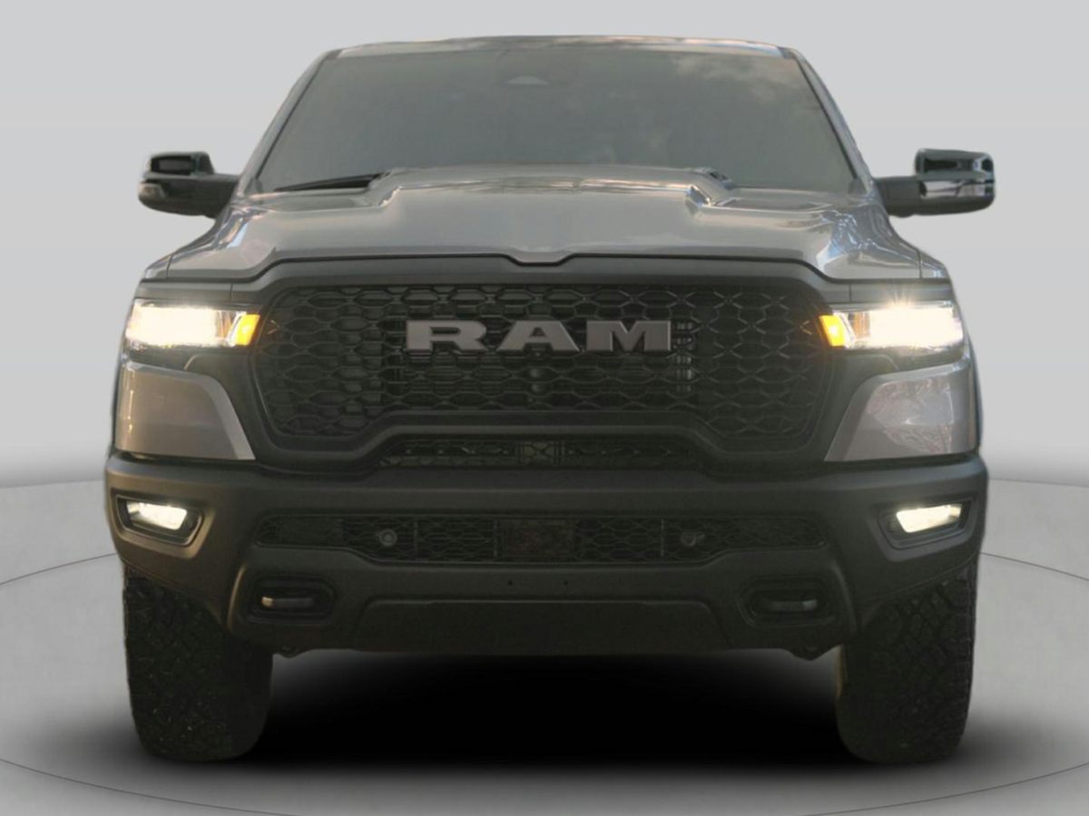 2025 Ram 1500 Tradesman photo 3