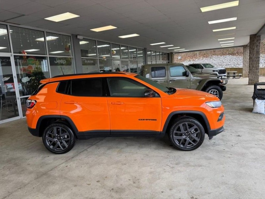 New 2026 Jeep Compass Latitude Sport Utility