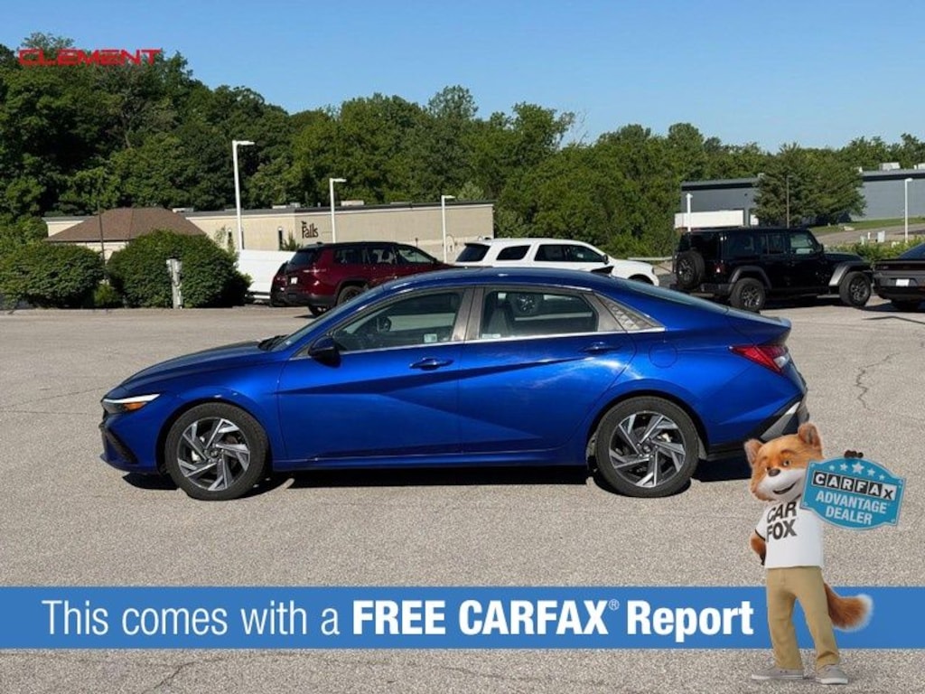 Used 2025 Hyundai Elantra Limited Sedan