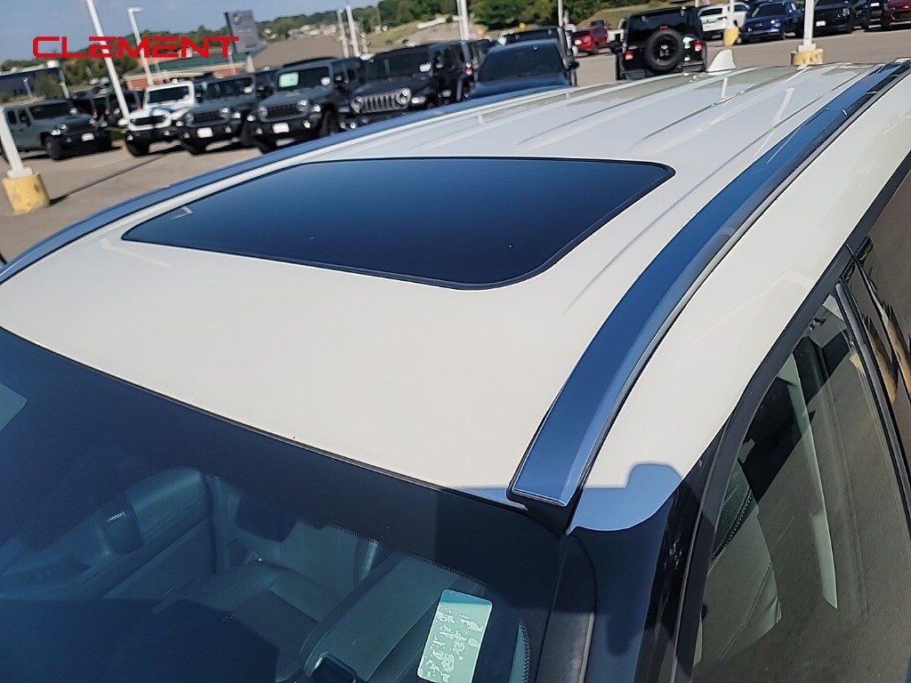 2021 Toyota Highlander Limited photo 3
