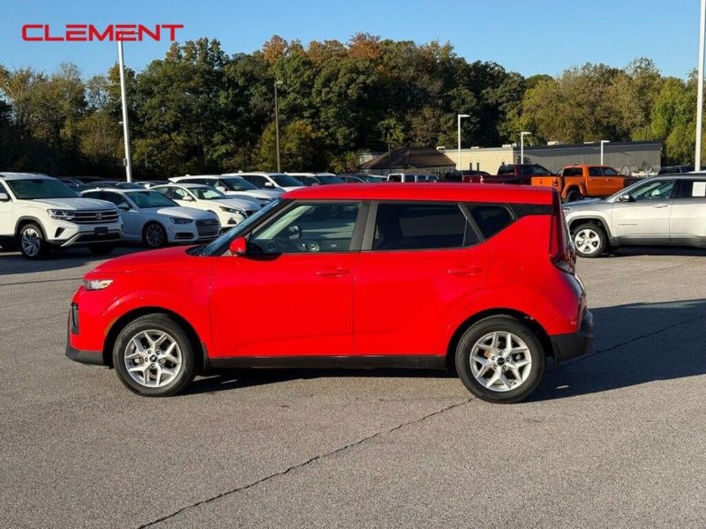 Used 2022 Kia Soul S Hatchback