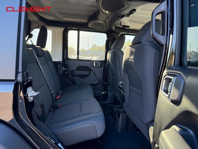 2025 Jeep Wrangler 4-Door Sport S - Photo 9