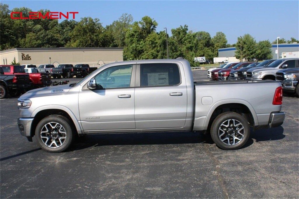 2025 Ram 1500 Laramie photo 2