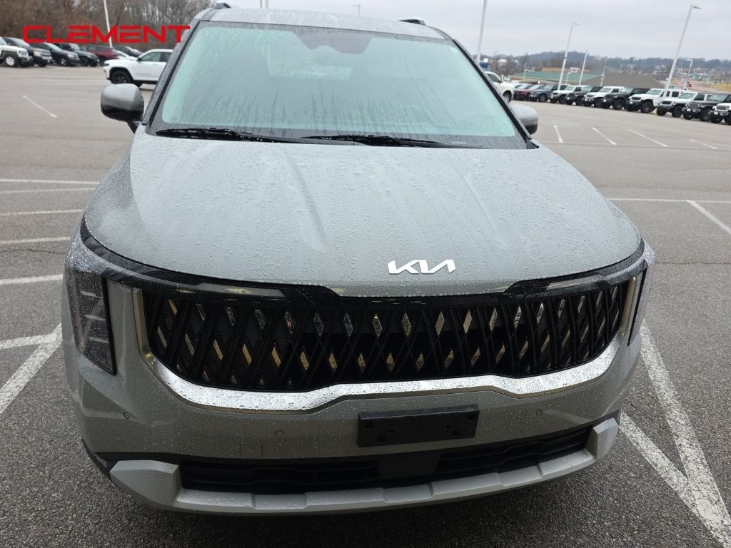 Used 2025 Kia Carnival EX Van Passenger Van