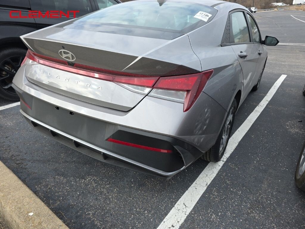 Used 2024 Hyundai Elantra SEL Sedan