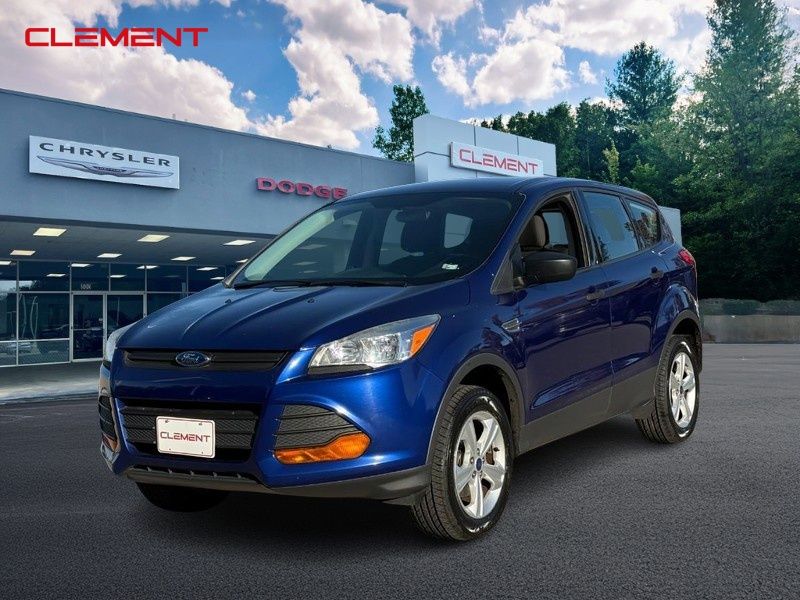 2015 Ford Escape S's photo