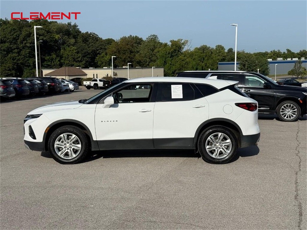 2022 Chevrolet Blazer 2LT photo 2