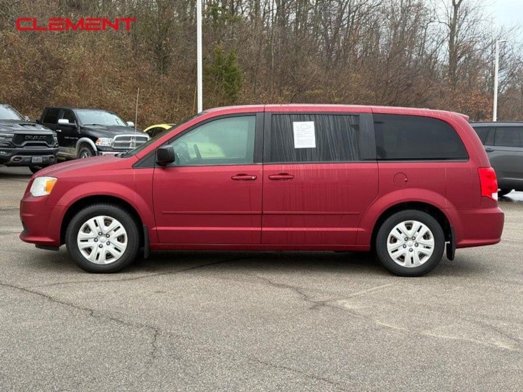 Used 2016 Dodge Grand Caravan AVP/SE Van