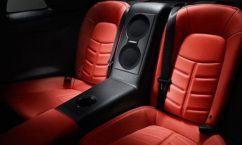 2017 nissan gt-r interior
