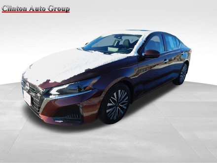 2023 Nissan Altima 2.5 SV Sedan