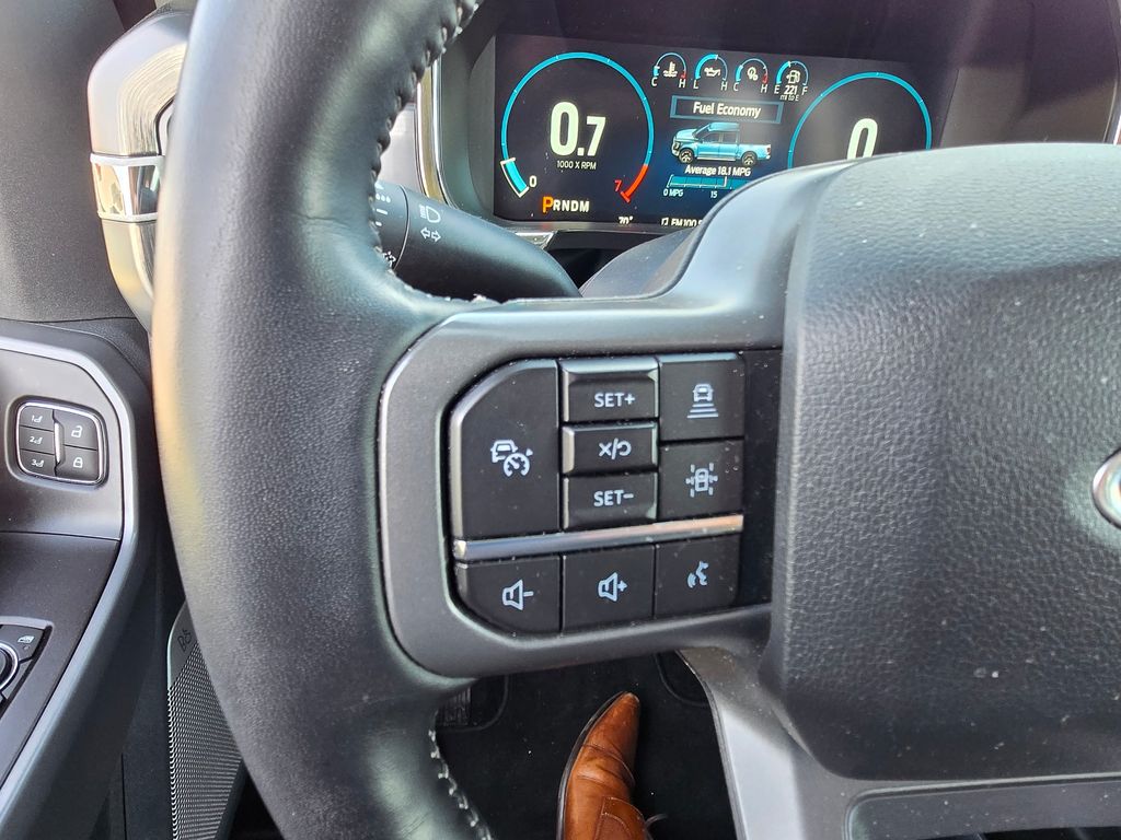2022 Ford F-150 Lariat - Photo 12