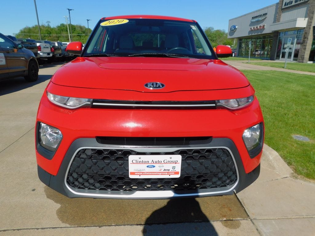 Used 2020 Kia Soul LX with VIN KNDJ23AU6L7701641 for sale in Clinton, IA