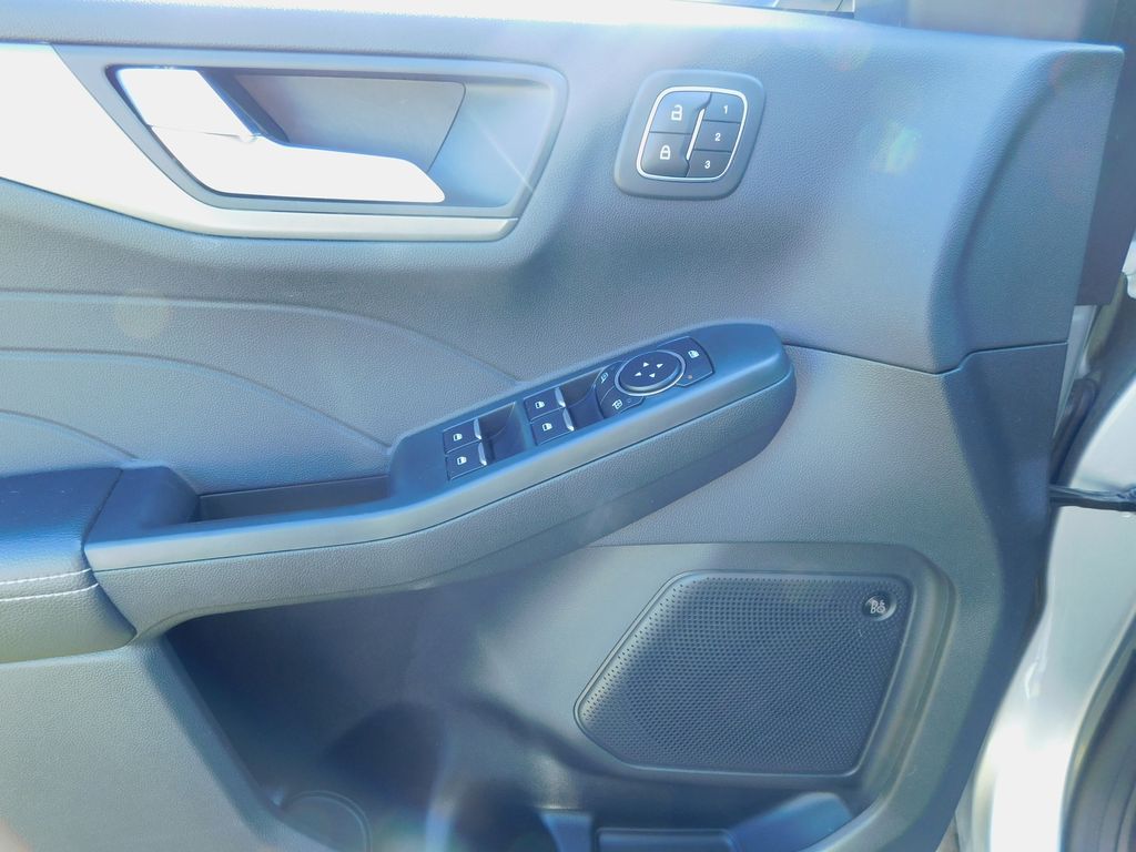 2023 Ford Escape Active - Photo 16