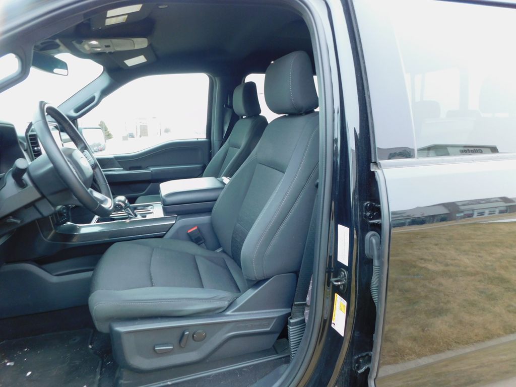 2023 Ford F-150 XLT - Photo 14