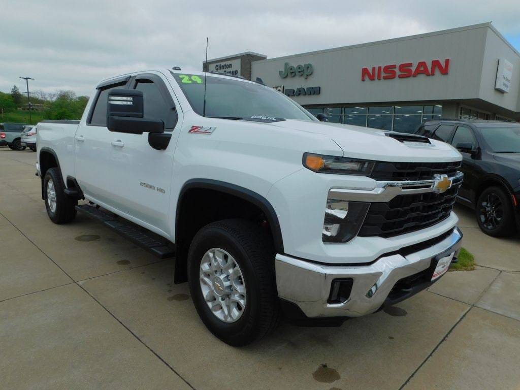 Used 2024 Chevrolet Silverado 2500 HD LT Truck Crew Cab