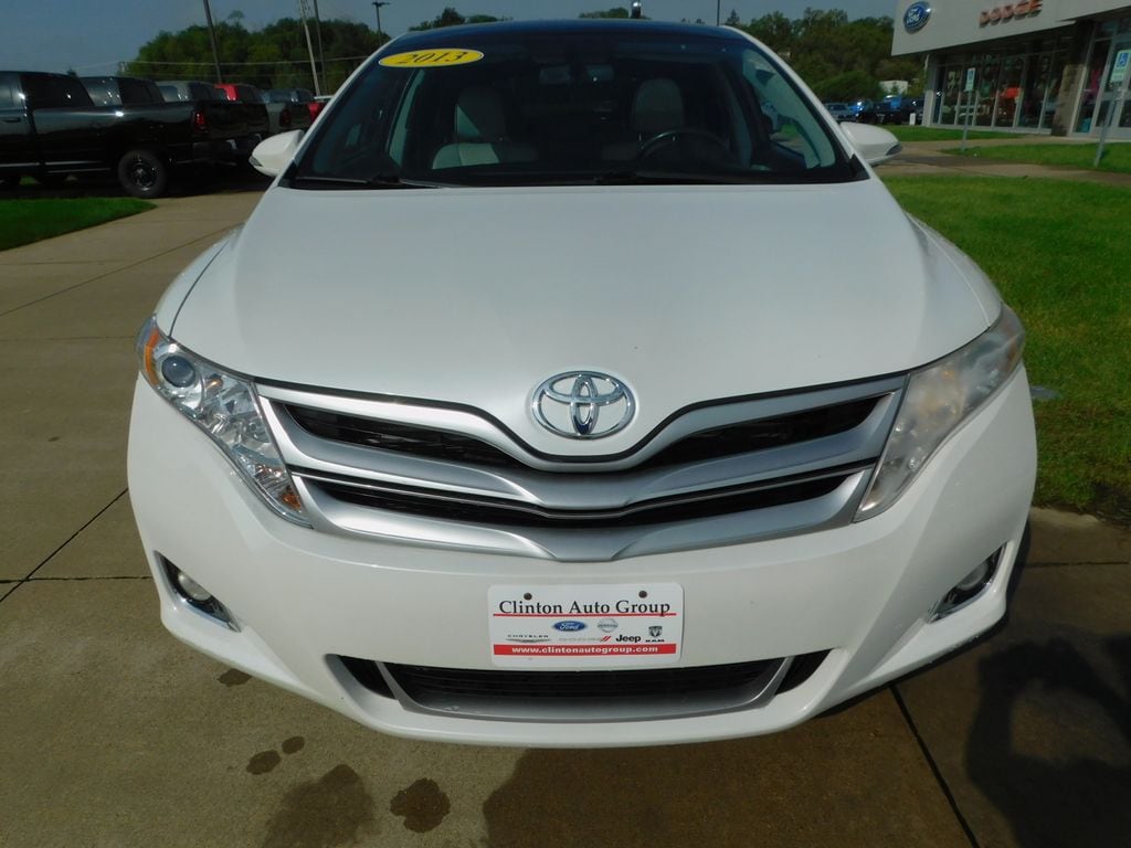 Used 2013 Toyota Venza XLE with VIN 4T3BA3BB3DU038717 for sale in Clinton, IA
