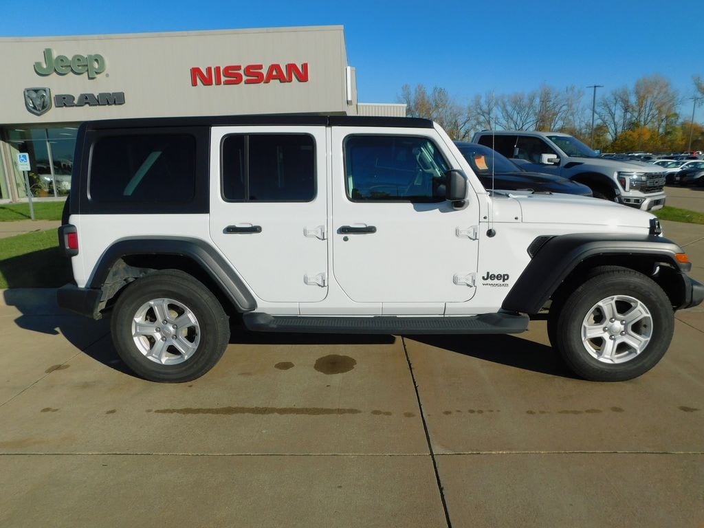Used 2022 Jeep Wrangler Unlimited Sport SUV