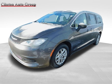 2023 Chrysler Voyager LX Van Passenger Van