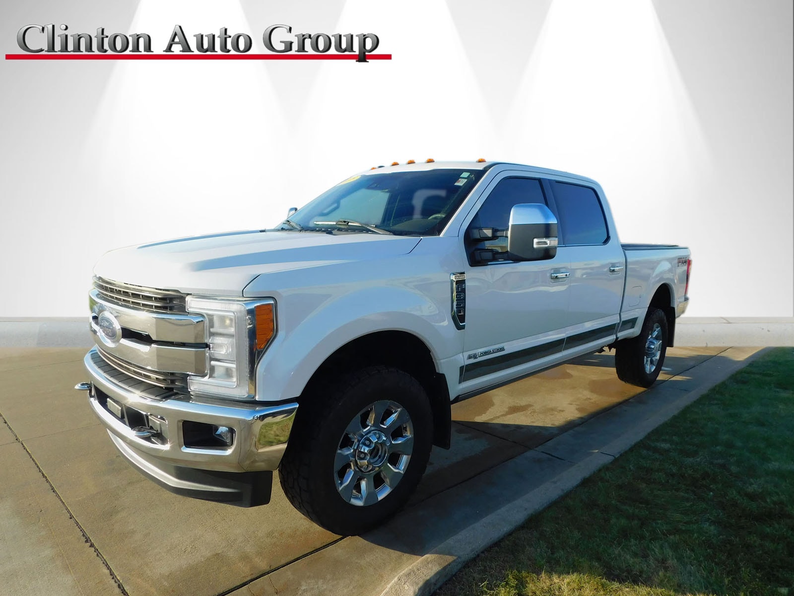 2018 Ford F-350 Super Duty King Ranch's photo