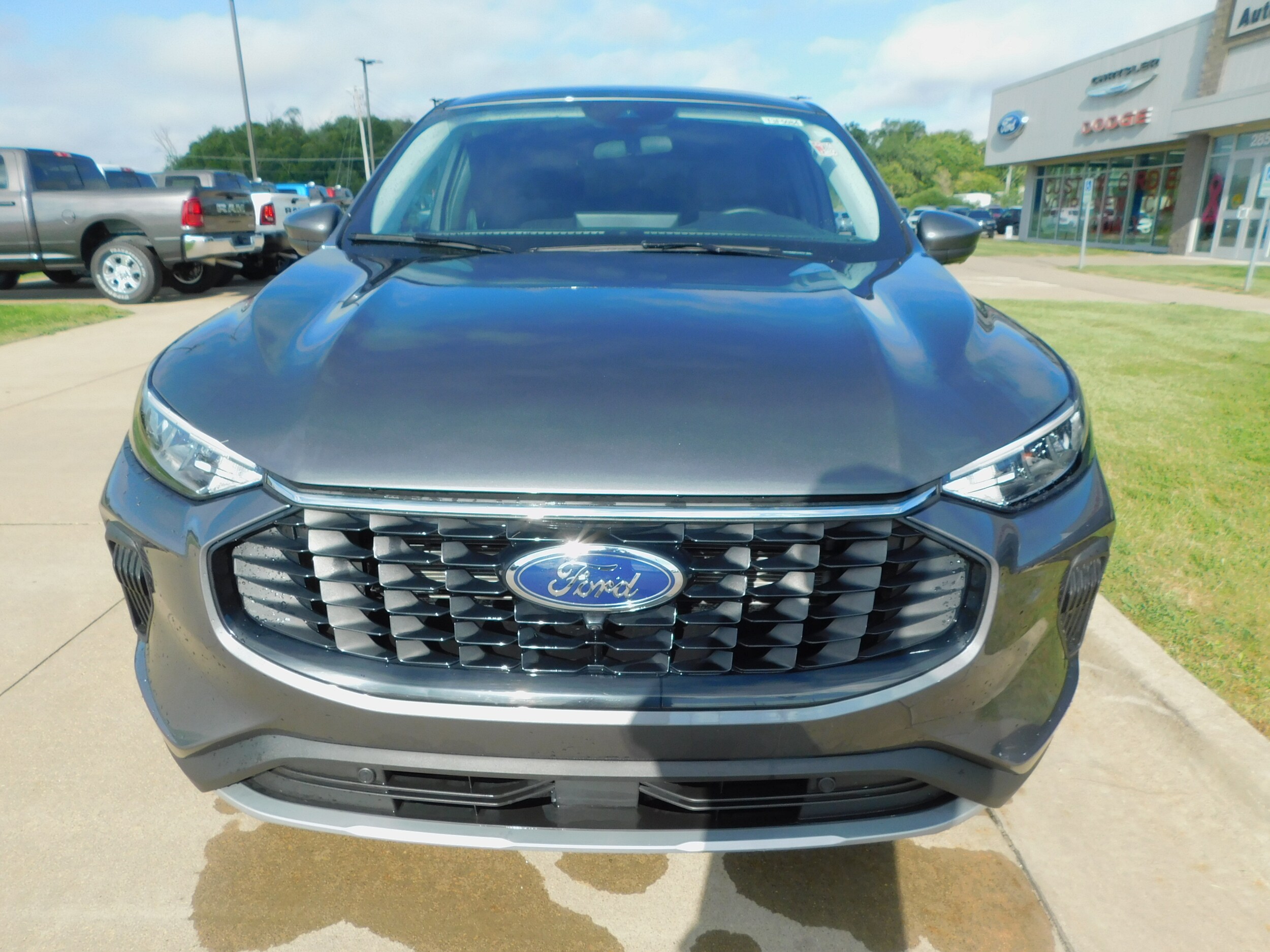 2023 Ford Escape Active photo 2