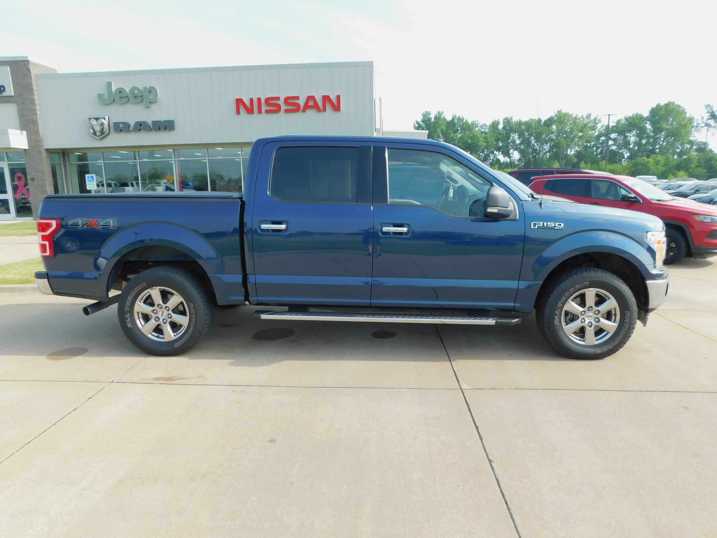 2019 Ford F-150 XLT photo 3