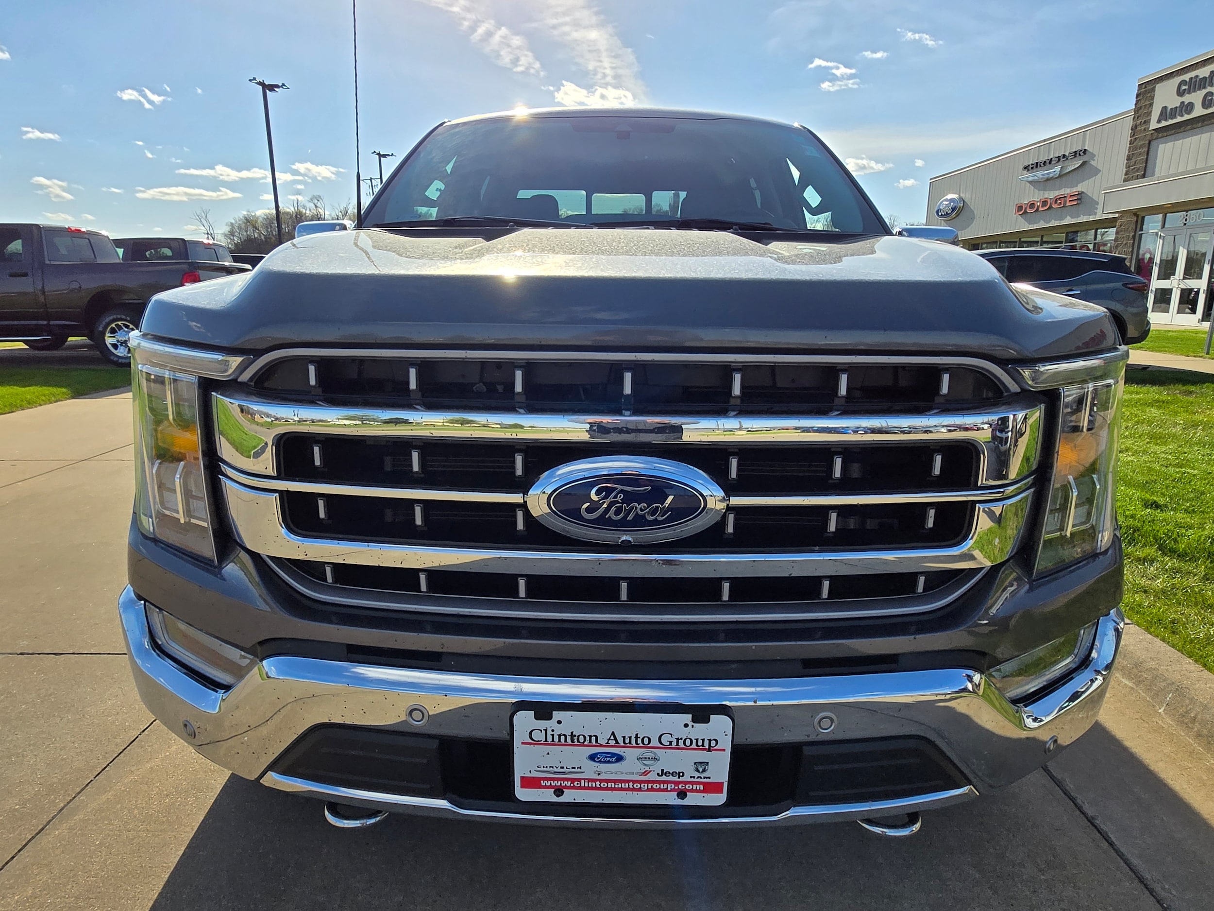 Used 2022 Ford F-150 Lariat with VIN 1FTFW1E86NKD35689 for sale in Clinton, IA