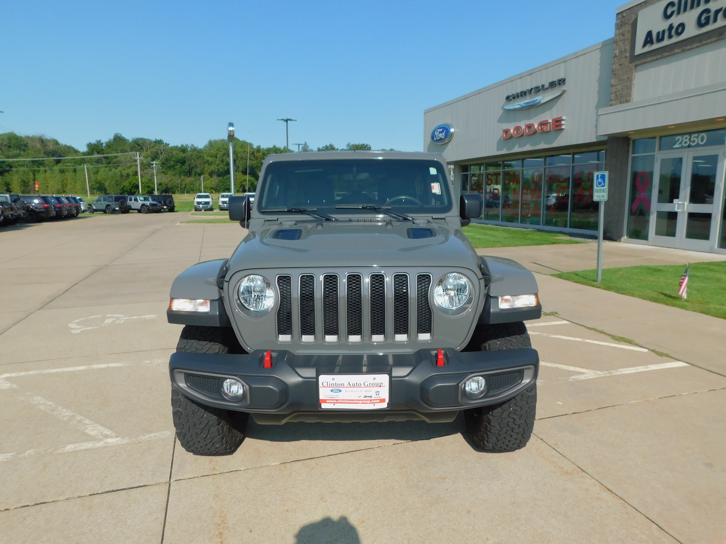 Used 2020 Jeep Wrangler Unlimited Rubicon with VIN 1C4HJXFG2LW189183 for sale in Clinton, IA