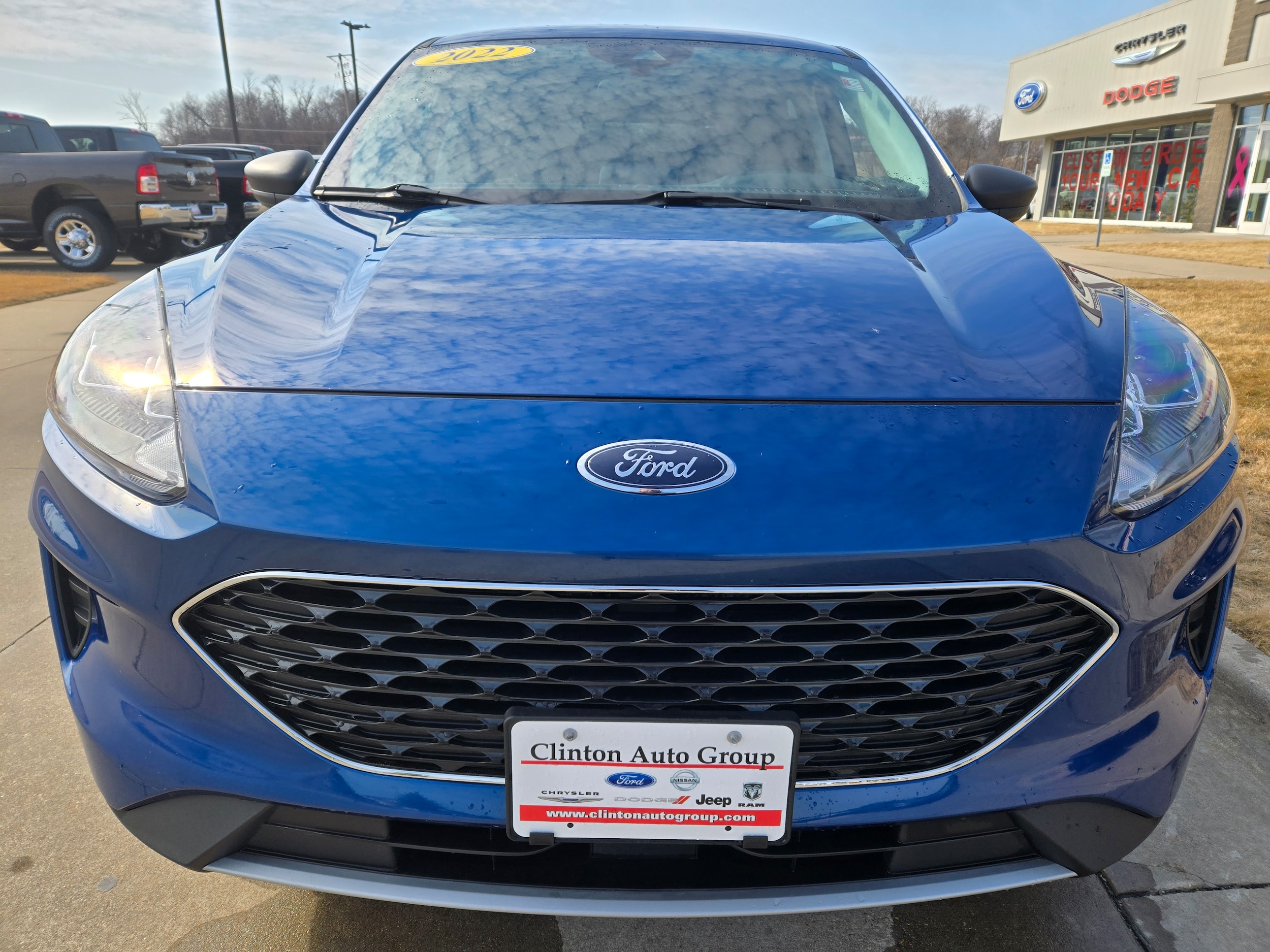 Used 2022 Ford Escape SE with VIN 1FMCU9BZ3NUA05867 for sale in Clinton, IA