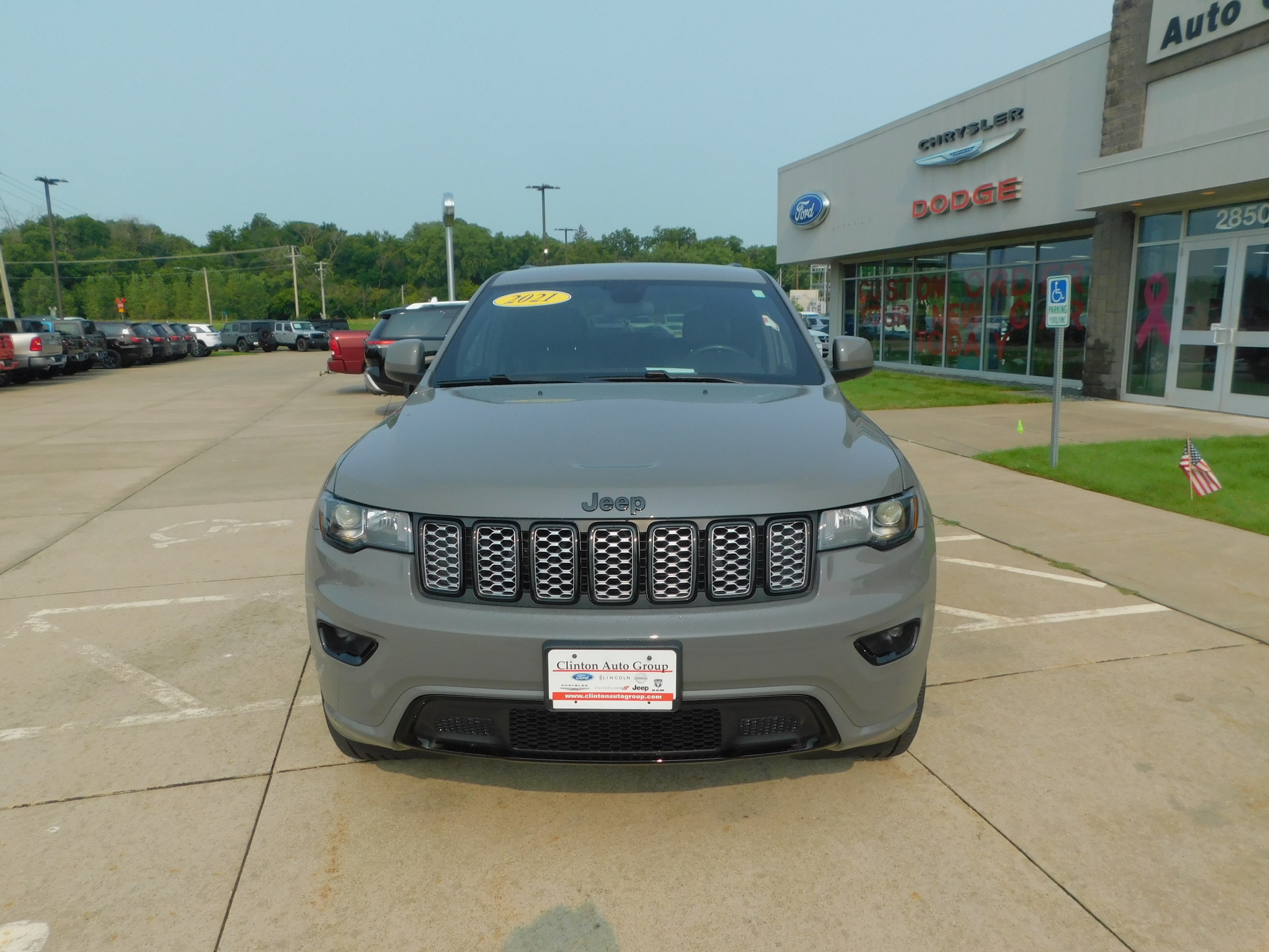 Used 2021 Jeep Grand Cherokee Laredo X with VIN 1C4RJFAG1MC807084 for sale in Clinton, IA