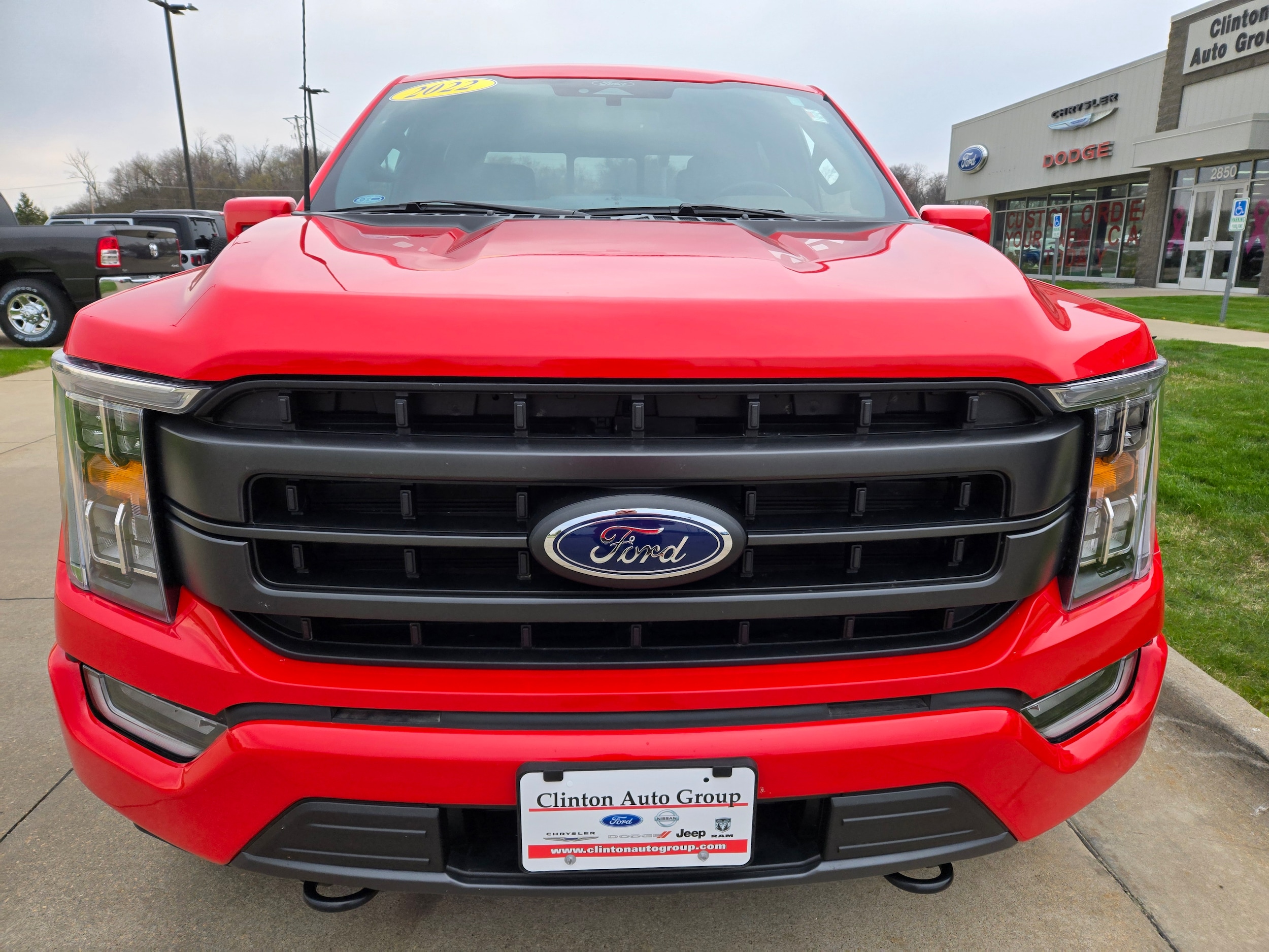 Used 2022 Ford F-150 Lariat with VIN 1FTEW1EP8NKE03087 for sale in Clinton, IA