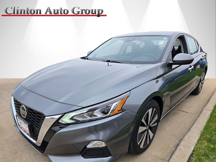 2022 Nissan Altima 2.5 SV Sedan